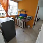 La 70 Medellin, apartaestudio.