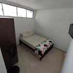 La 70 Medellin, apartaestudio.