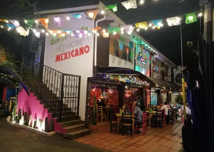 La 70 Medellin, apartaestudio.